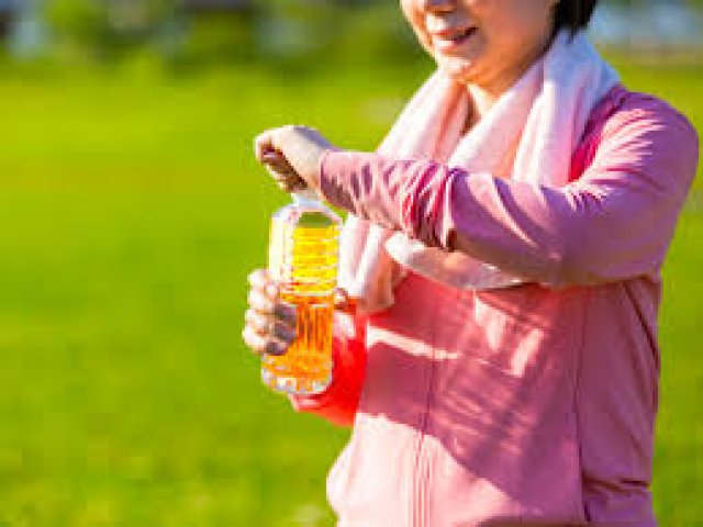 60代女性が「若々しさ」を保つ秘訣とは？健康寿命を伸ばすための筋トレ習慣
