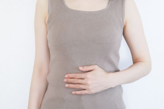 腸を動かす魔法のストレッチで、お通じの悩みを根本解決！
