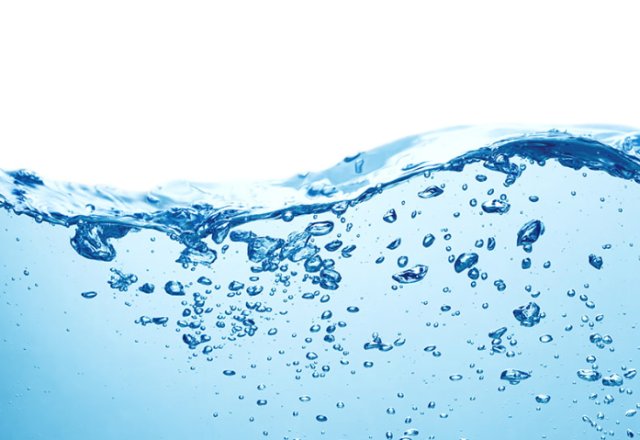 水はカラダにとってどんな効果があるの？